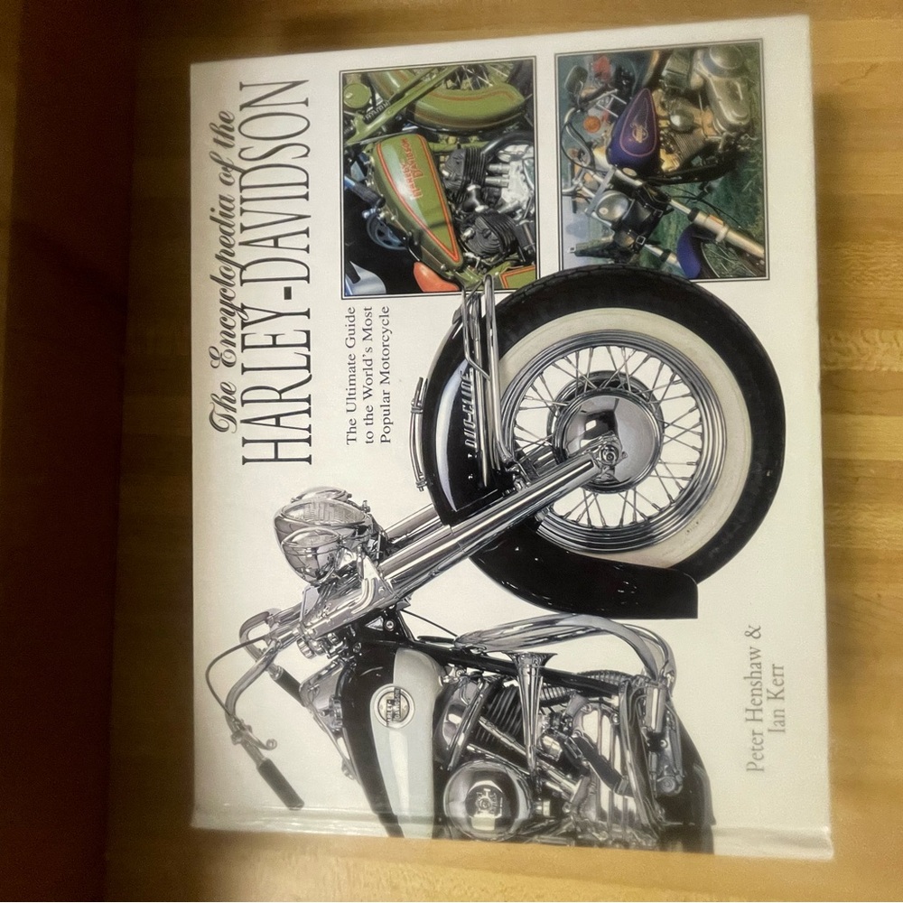The Encyclopedia of the Harley-Davidson Motorcycle - Illustrated Hardcover